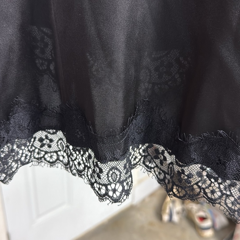 Vintage lace cami - Picture 3 of 3